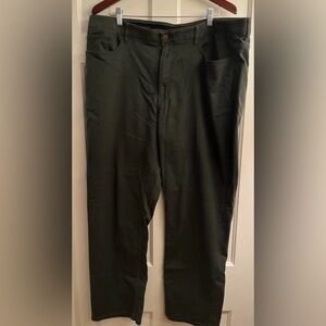 Men's Green Flat Front Chino Pants